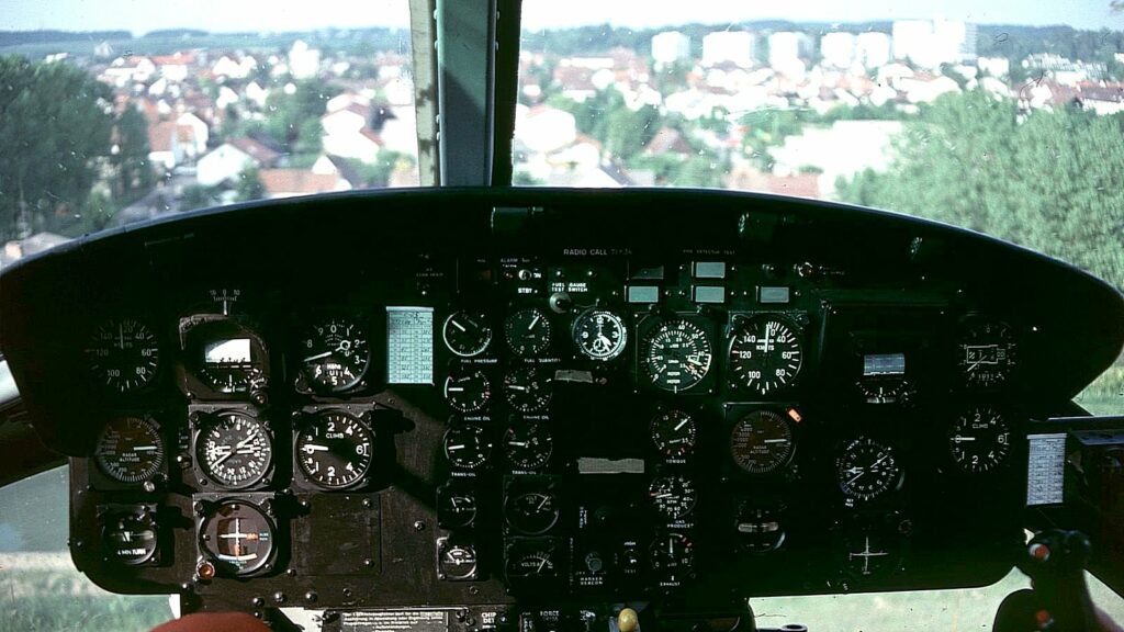 UH-1 Cockpit 2