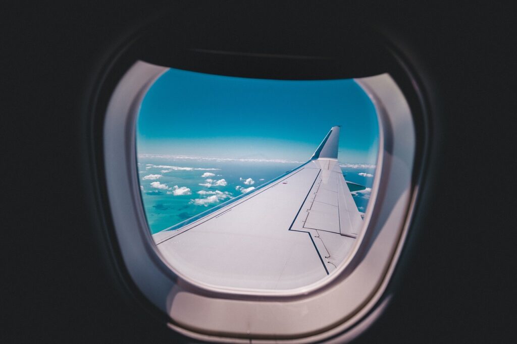 Fensterplatz im Flugzeug